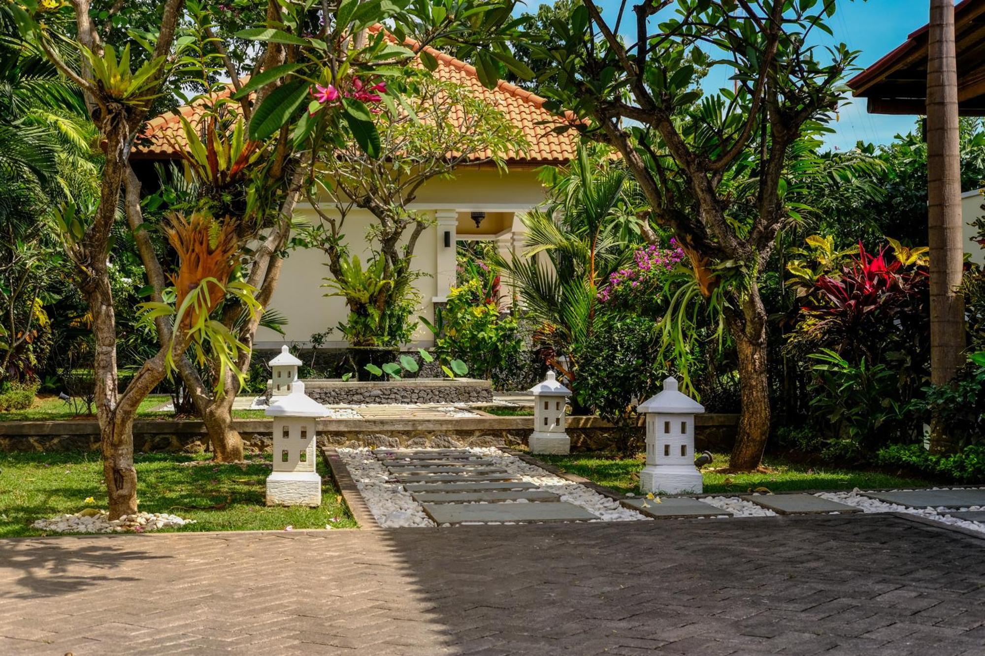 Villa Mata Hari Panji Exterior foto