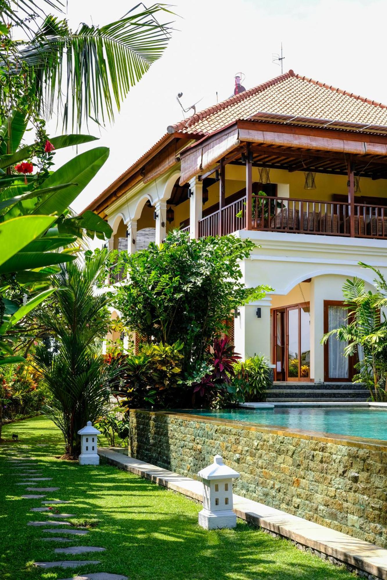 Villa Mata Hari Panji Exterior foto