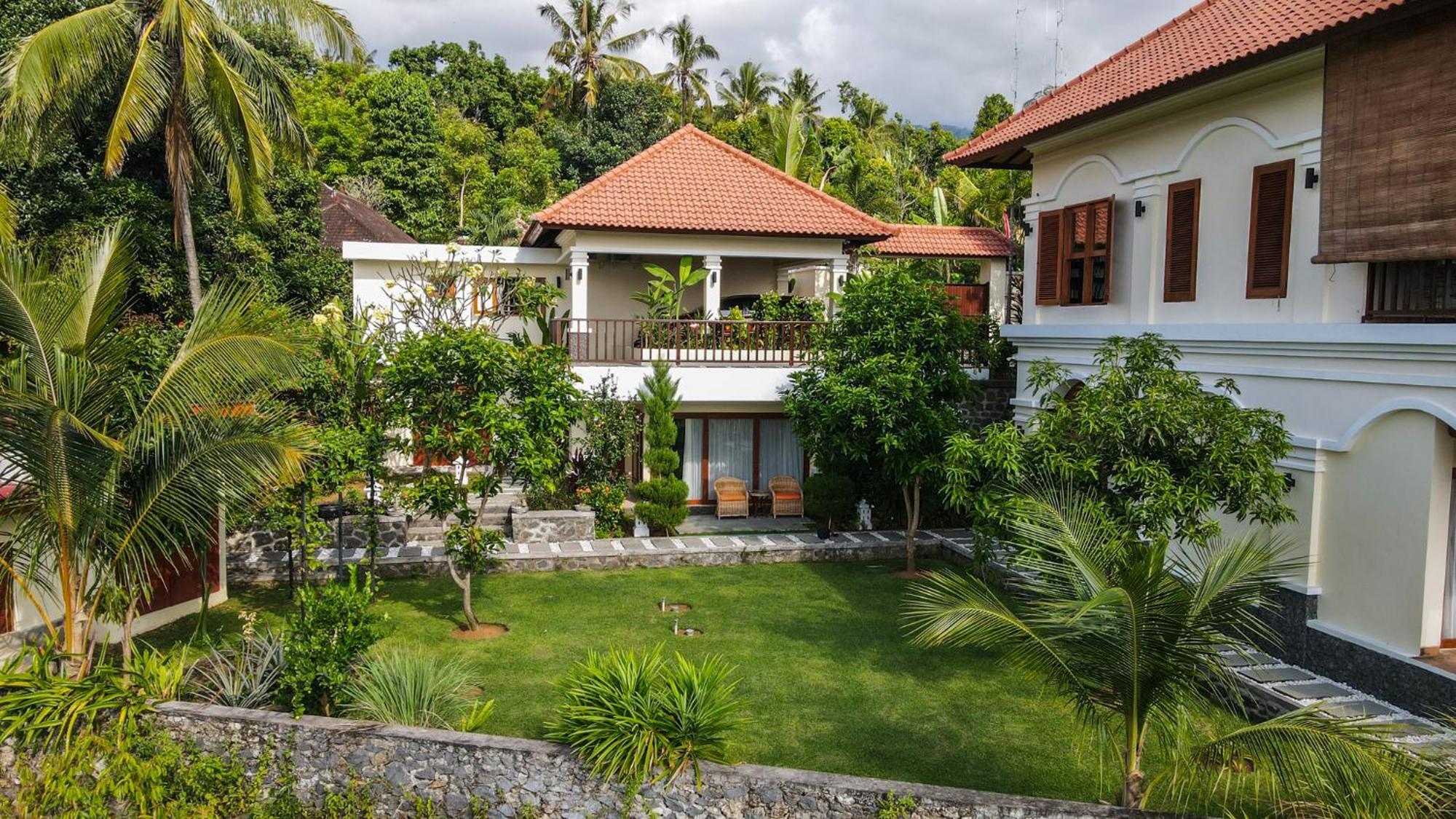 Villa Mata Hari Panji Exterior foto